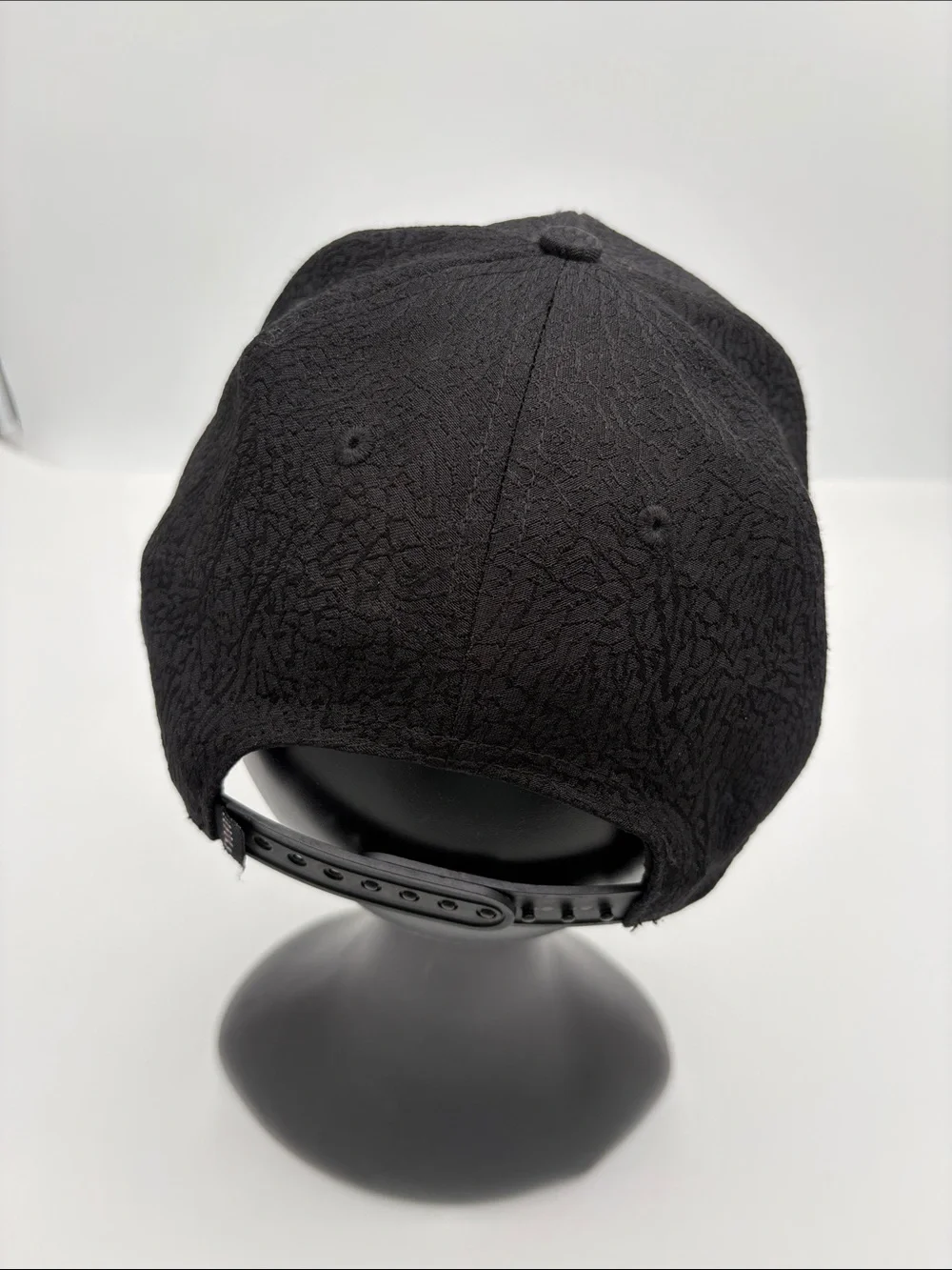 Nike Air Jordan Jumpman Youth Black Gold Tone Logo Snapback Kids 8-20